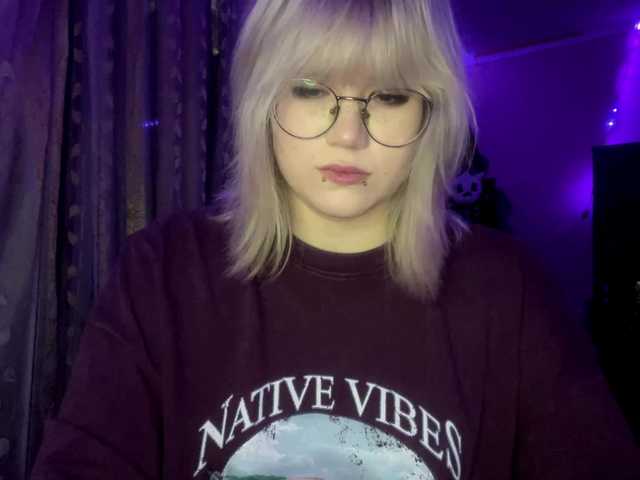 BlindiLohan live cam on BongaCams