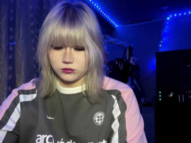 BlindiLohan live cam on BongaCams