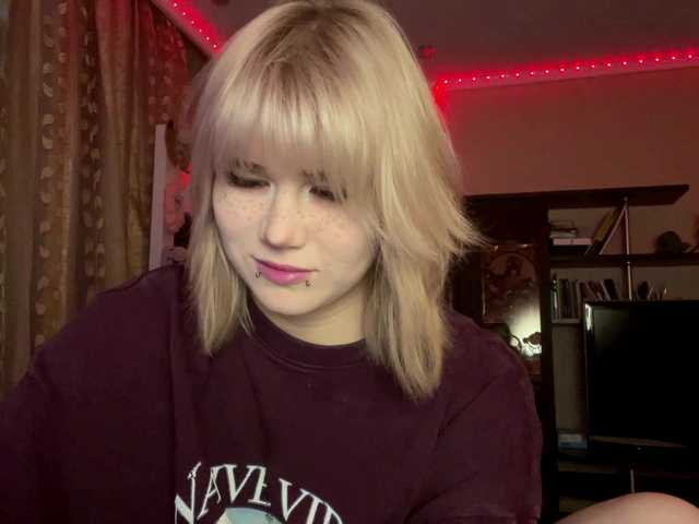 BlindiLohan live cam on BongaCams
