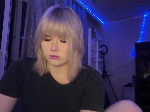 BlindiLohan live cam on BongaCams
