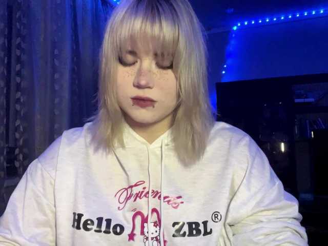 BlindiLohan live cam on BongaCams