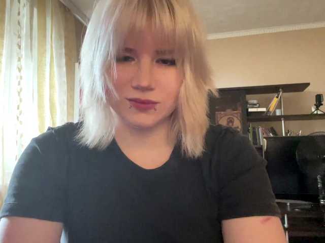 BlindiLohan live cam on BongaCams