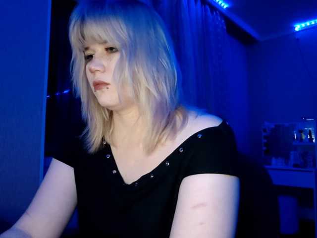 BlindiLohan live cam on BongaCams