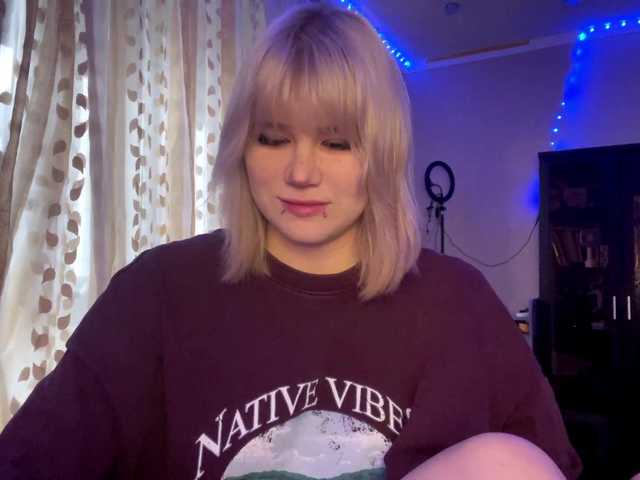 BlindiLohan live cam on BongaCams