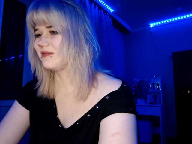 BlindiLohan live cam on BongaCams