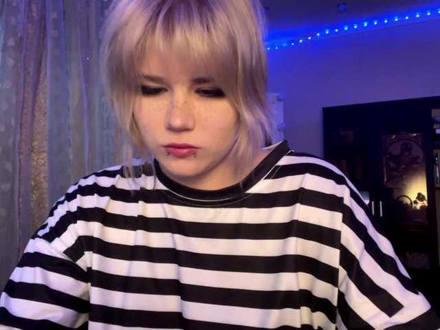 BlindiLohan live cam on BongaCams