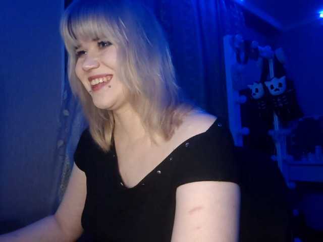 BlindiLohan live cam on BongaCams