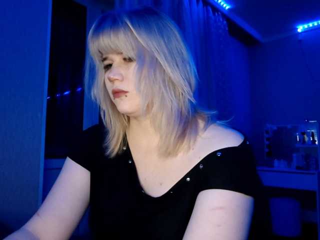 BlindiLohan live cam on BongaCams
