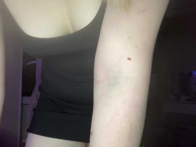BlindiLohan live cam on BongaCams