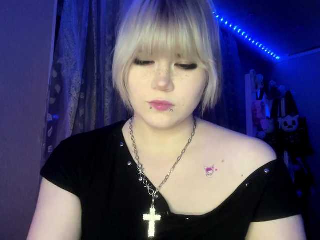 BlindiLohan live cam on BongaCams