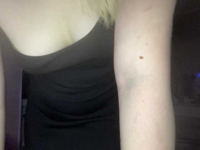 BlindiLohan live cam on BongaCams