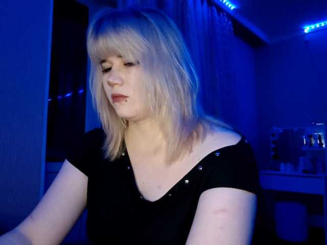 BlindiLohan live cam on BongaCams