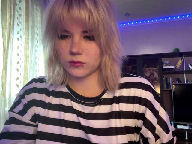 BlindiLohan live cam on BongaCams