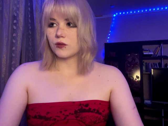 BlindiLohan live cam on BongaCams