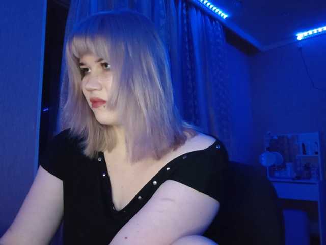 BlindiLohan live cam on BongaCams
