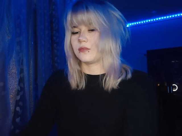 BlindiLohan live cam on BongaCams