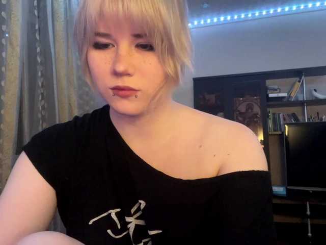 BlindiLohan live cam on BongaCams