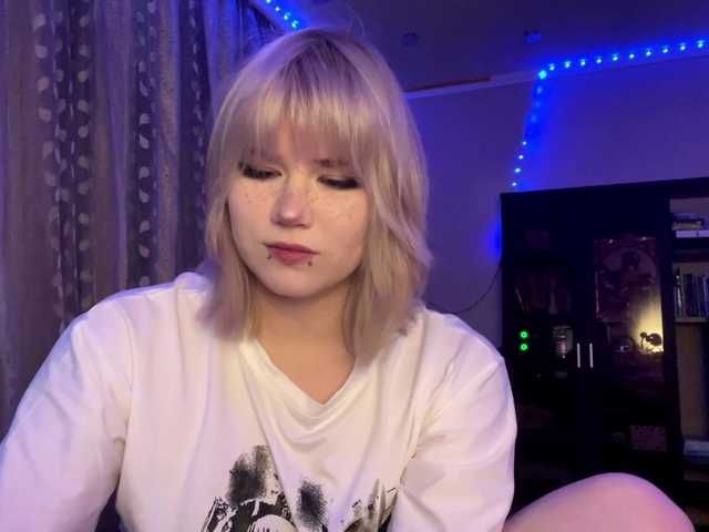 BlindiLohan live cam on BongaCams