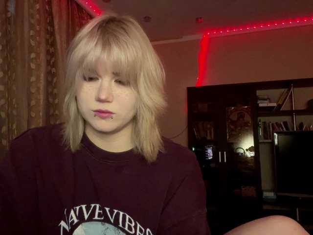 BlindiLohan live webcam show