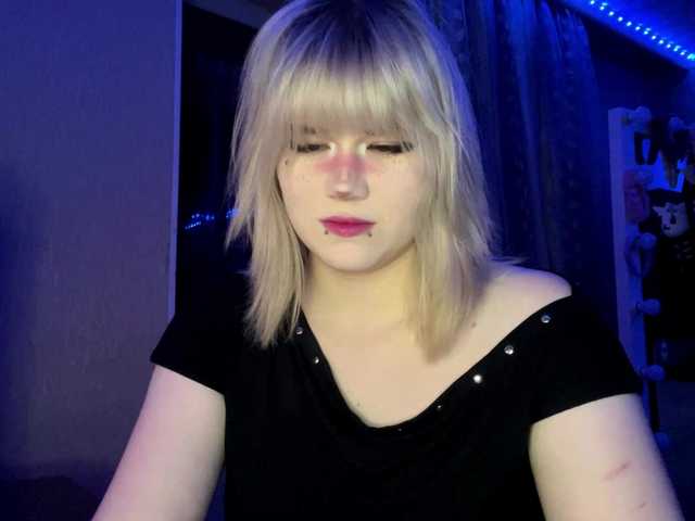 BlindiLohan live cam on BongaCams