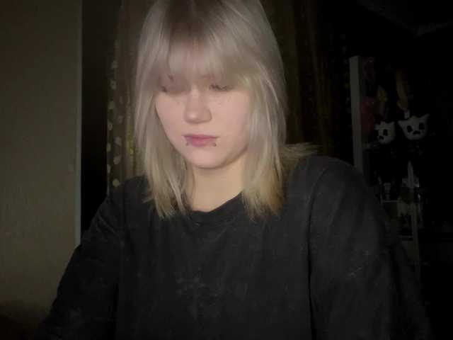 BlindiLohan live cam on BongaCams