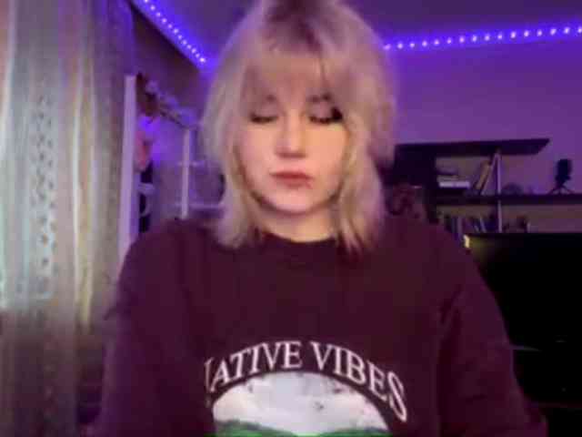 BlindiLohan webcam