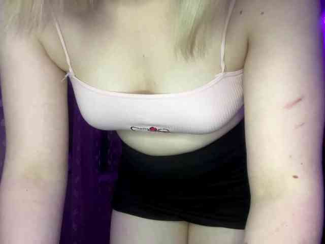 BlindiLohan webcam