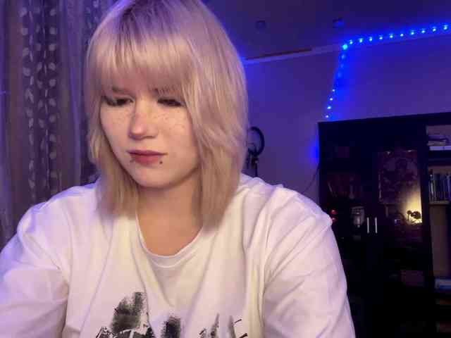 BlindiLohan webcam