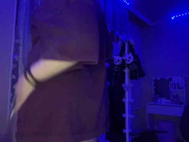 BlindiLohan webcam