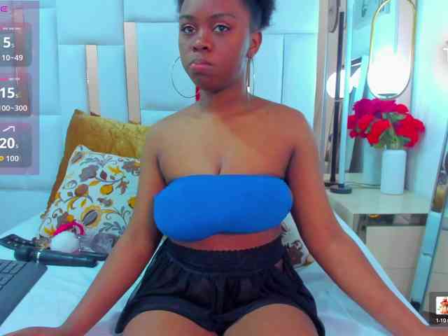 hazellane Live Webcam on BongaCams