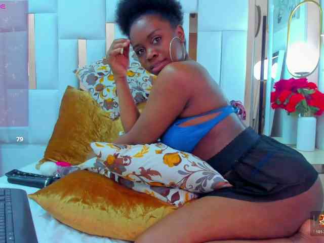 hazellane Live Webcam on BongaCams