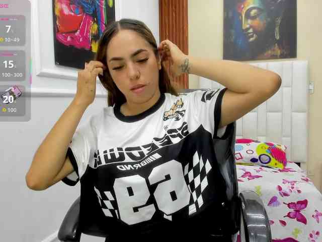 Alice-bensoon webcam