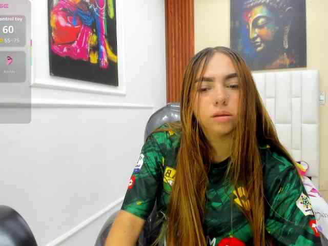 Alice-bensoon webcam