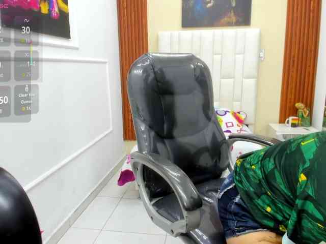 Alice-bensoon webcam