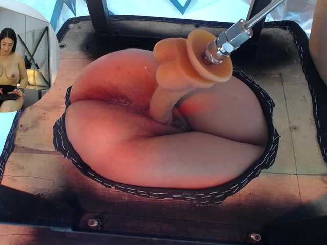 Amber-Dolls live cam on BongaCams