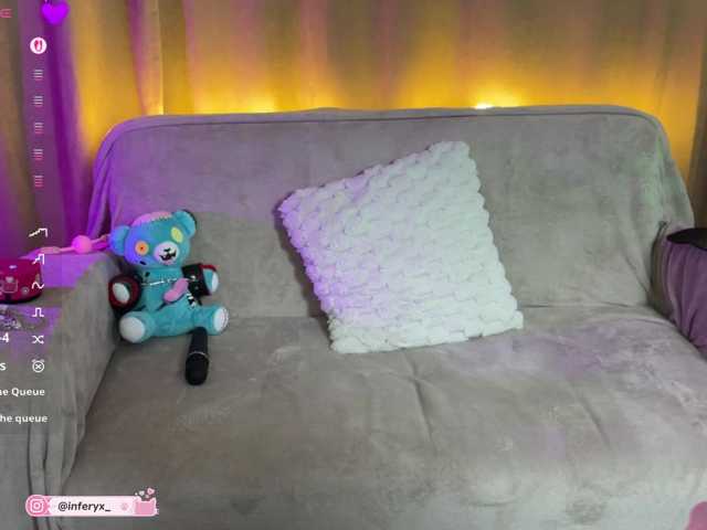 Inferyx live cam on BongaCams