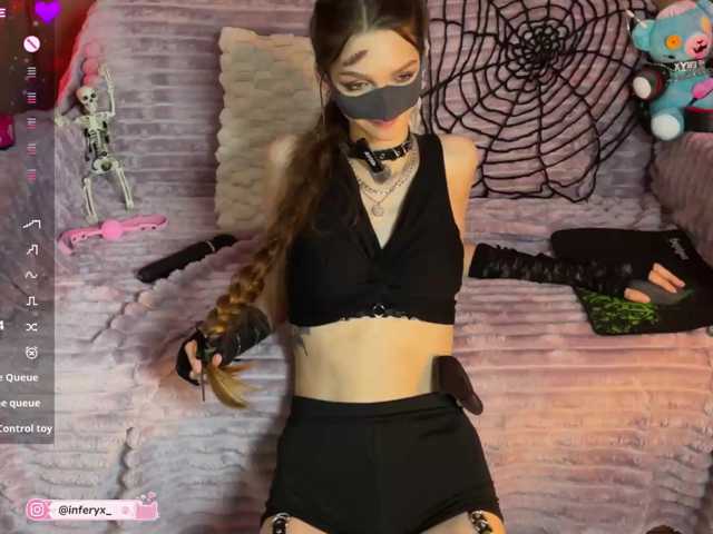 Inferyx live cam on BongaCams