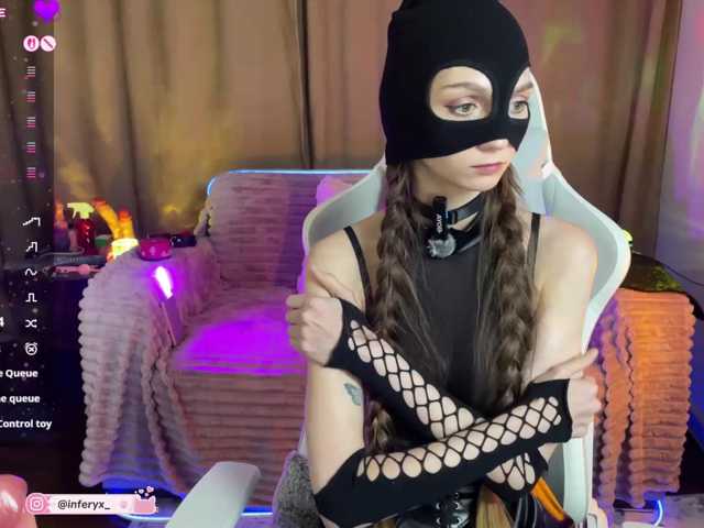 Inferyx live cam on BongaCams
