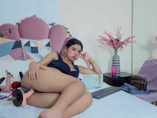 Norah777 webcam