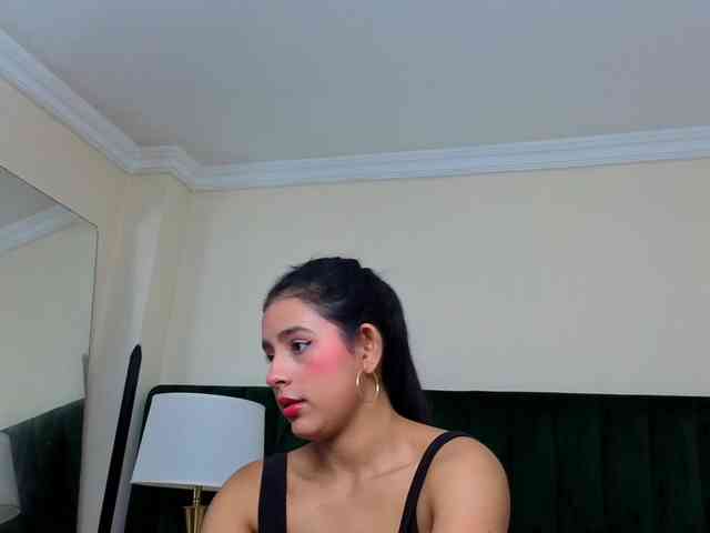 Norah777 webcam