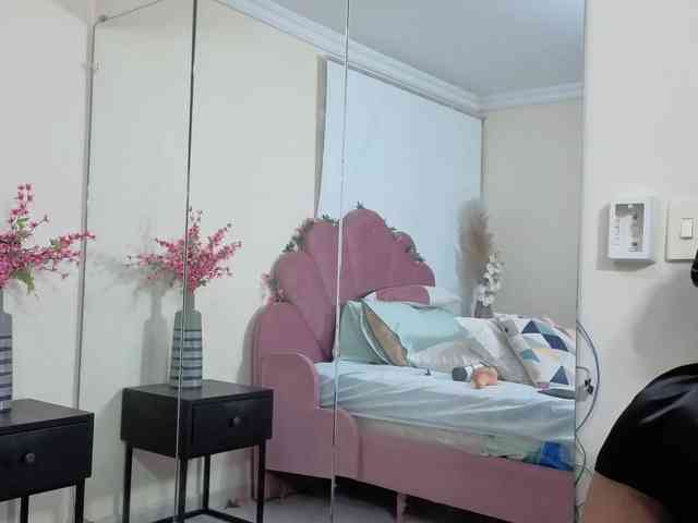 Norah777 webcam