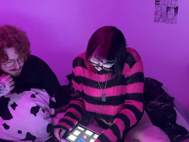 gothfaceJPG webcam