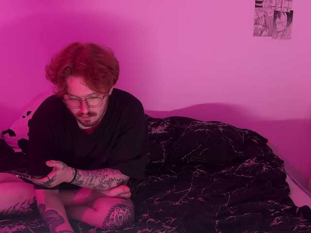 gothfaceJPG live cam on BongaCams