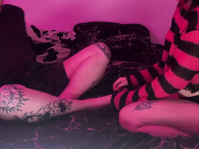 gothfaceJPG live cam