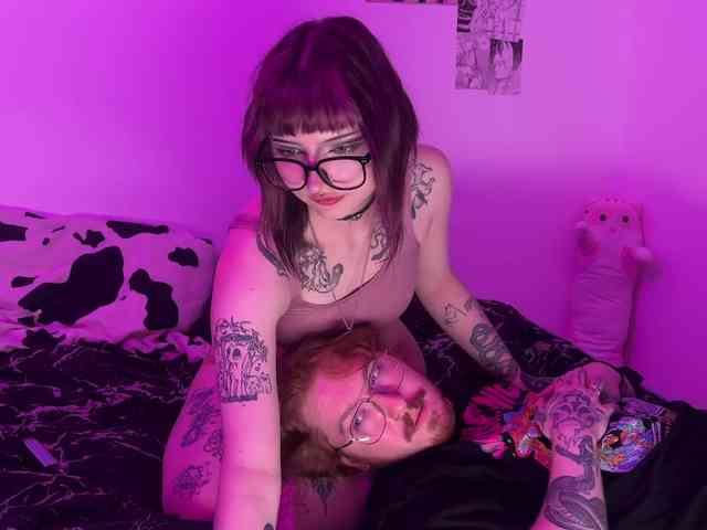 Модель: gothfaceJPG