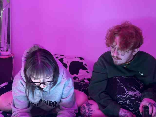 gothfaceJPG webcam