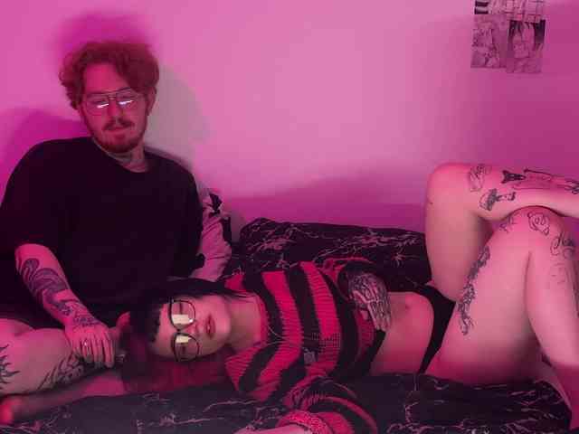 gothfaceJPG webcam