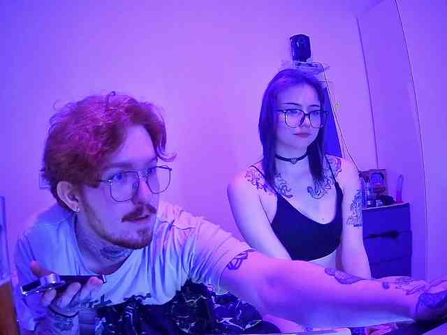 gothfaceJPG webcam