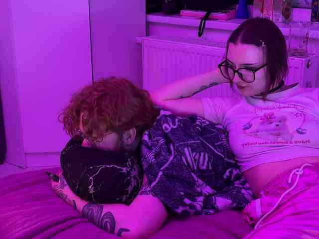 gothfaceJPG webcam