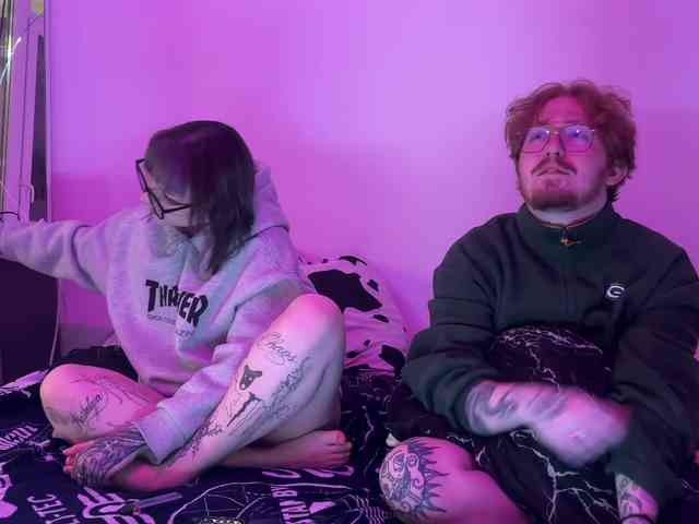 gothfaceJPG webcam